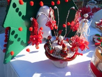 μαρτυρικά-βραχιολάκια με κόκκινες χάντρες, φιογκάκι και φίλντισι σταυρό