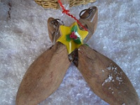 χριστουγεννιάτικο μπισκότο σε σχήμα αστεριού με πράσινο γκι