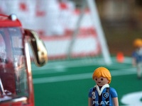 λεπτομέρεια του τραπεζιού…. ο playmobil παίκτης της ομάδας