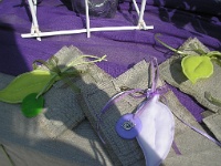 λινός φάκελος και παραμάνα με λιλά υφασμάτινο φύλλο και κρεμαστό σαλιγκάρι